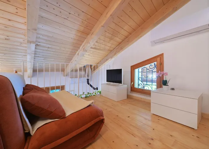 La By Interhome * San Feliciano